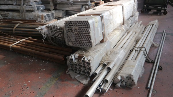 251#50490 Magazzino materie prime e semilavorati in vendita - foto 24