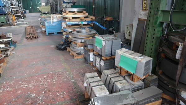 251#50490 Magazzino materie prime e semilavorati in vendita - foto 38