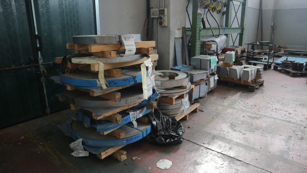 251#50490 Magazzino materie prime e semilavorati in vendita - foto 41