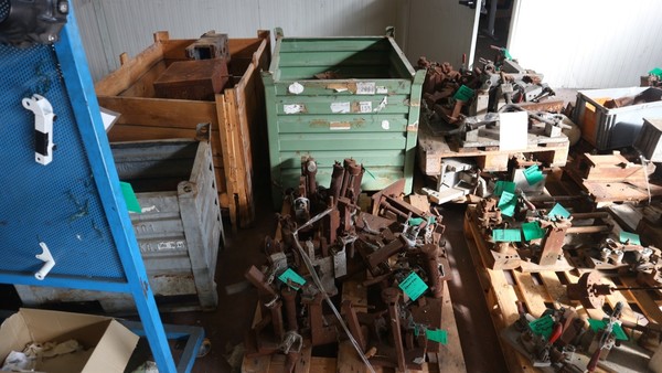 251#50490 Magazzino materie prime e semilavorati in vendita - foto 79