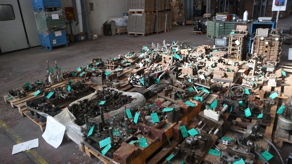 251#50490 Magazzino materie prime e semilavorati in vendita - foto 91