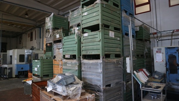 251#50490 Magazzino materie prime e semilavorati in vendita - foto 120