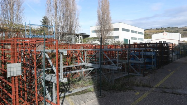 251#50490 Magazzino materie prime e semilavorati in vendita - foto 129