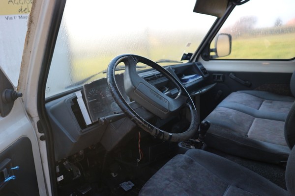 1#5054 Autocarro furgonato Nissan in vendita - foto 7