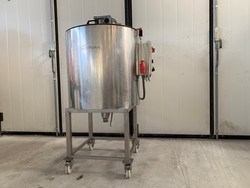 Heated mixer - Lot 6 (Auction 5061)