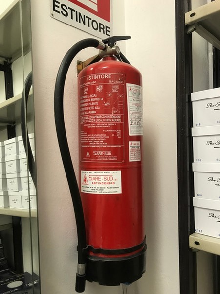 1#5070 Arredi e attrezzature per negozio in vendita - foto 19