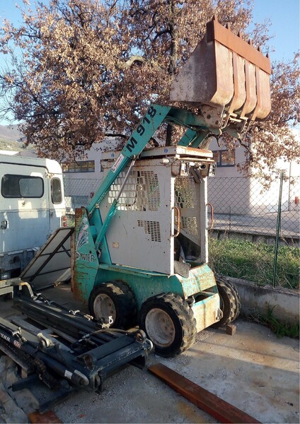 1#5071 Attrezzatura edile e terna Case in vendita - foto 4