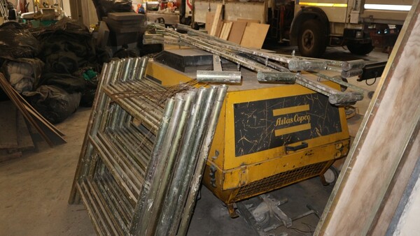 1#5071 Attrezzatura edile e terna Case in vendita - foto 64