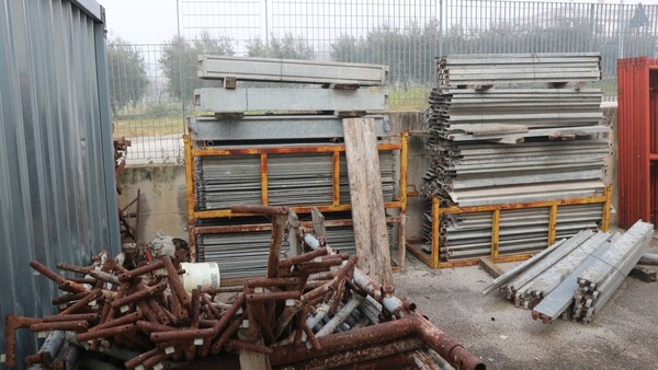 1#5071 Attrezzatura edile e terna Case in vendita - foto 80