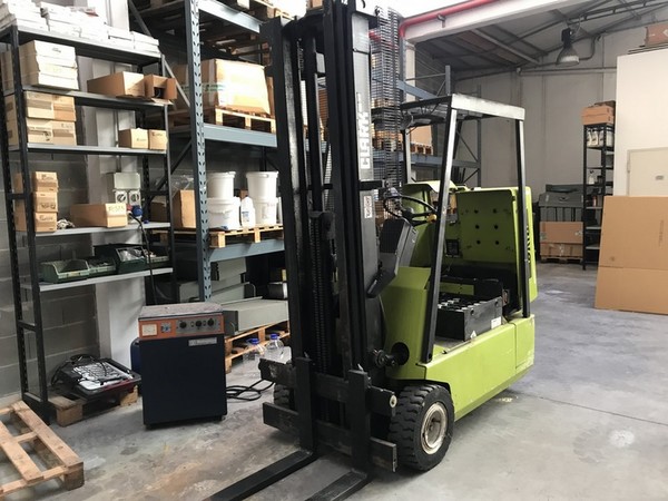 6#5072 Carello elevatore Riva Clark TM 15 in vendita - foto 1