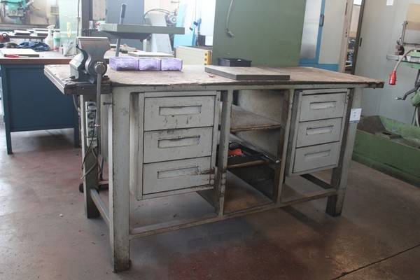Attrezzatura meccanica in vendita