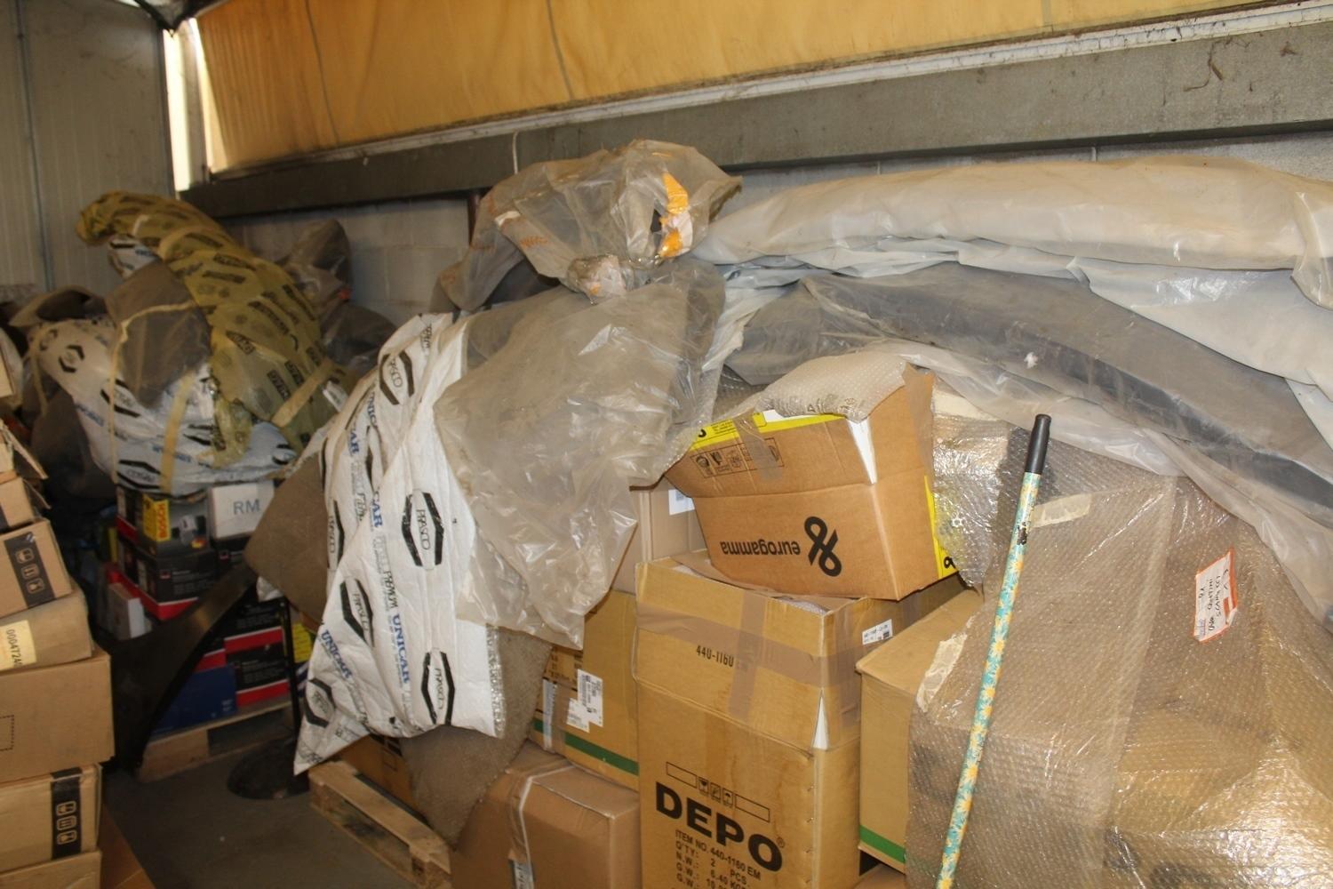 Lot Vehicle spare parts