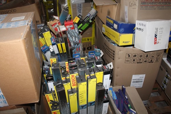 1#5079 Ricambi per automezzi in vendita - foto 2