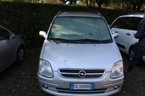 2#5079 Autovettura Opel Agila in vendita - foto 2