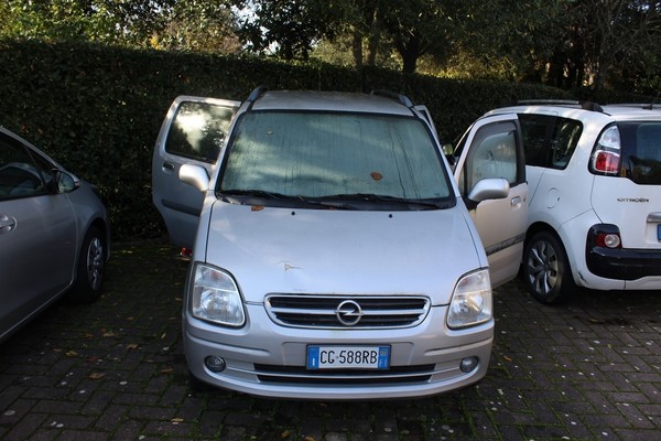 2#5079 Autovettura Opel Agila in vendita - foto 3