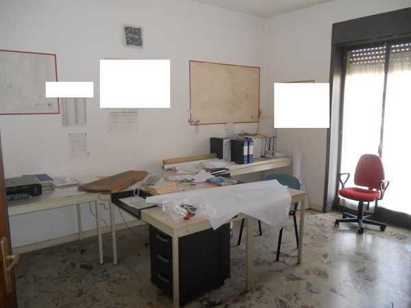 2#5082 Arredi e attrezzature informatiche da ufficio in vendita - foto 4