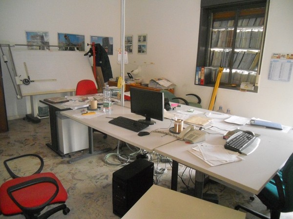 2#5082 Arredi e attrezzature informatiche da ufficio in vendita - foto 6