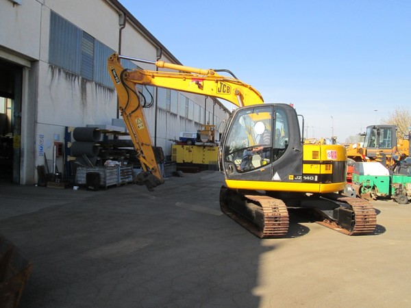 15#5085 Escavatore cingolato JCB in vendita - foto 7