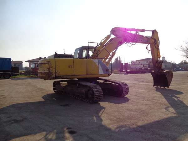 25#5085 Escavatore cingolato New Holland in vendita - foto 8