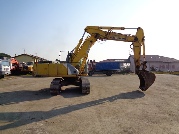 25#5085 Escavatore cingolato New Holland in vendita - foto 9