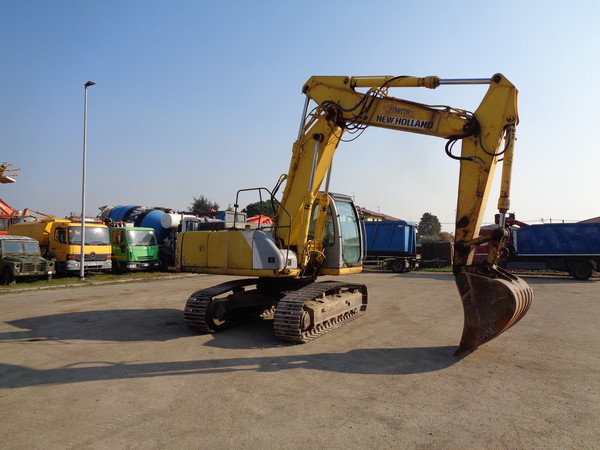 25#5085 Escavatore cingolato New Holland in vendita - foto 10