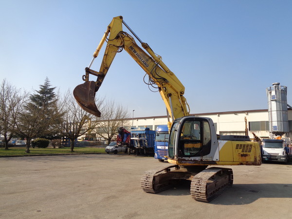 25#5085 Escavatore cingolato New Holland in vendita - foto 17