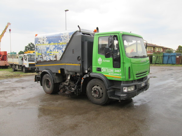27#5085 Autoveicolo Iveco con allestimento Schmidt in vendita - foto 7