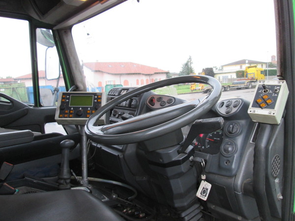 27#5085 Autoveicolo Iveco con allestimento Schmidt in vendita - foto 13