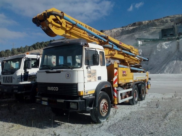 6#5091 Pompa per calcestruzzo Iveco Magirus in vendita - foto 6