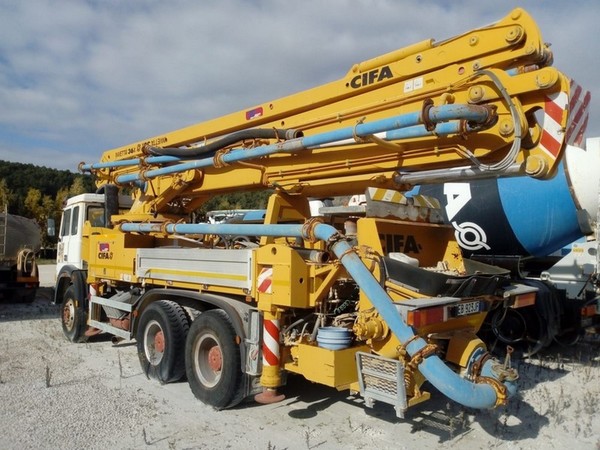 6#5091 Pompa per calcestruzzo Iveco Magirus in vendita - foto 7