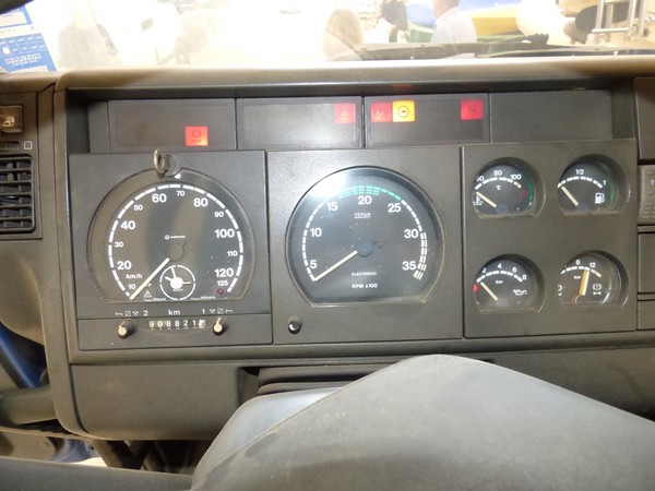 1#5092 Autocarro Iveco 150 E 23 in vendita - foto 5