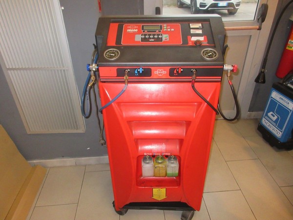 Attrezzatura meccanica in vendita