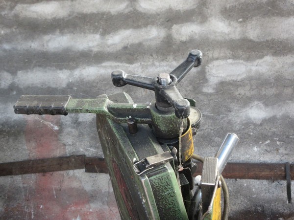 12#5095 Trapano a colonna Bimak e troncatrice Thomas in vendita - foto 24