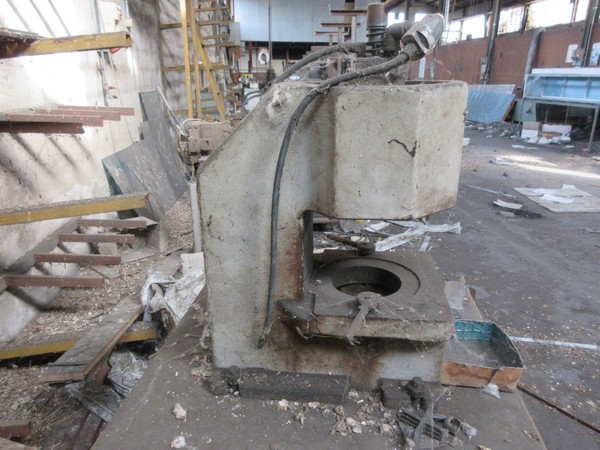 3#5095 Presse pneumatiche Schüco e intestatrice Comall in vendita - foto 7