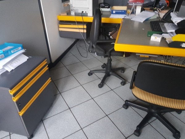 1#5098 Arredi e attrezzature elettroniche da ufficio in vendita - foto 4