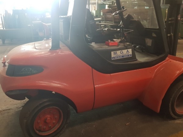 Carrelli elevatori in vendita