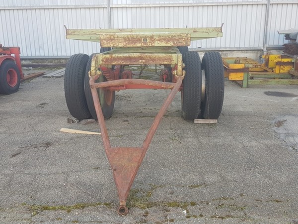 25#5098 Rimorchio con cassone in vendita - foto 3
