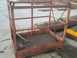 Crane baskets - Lot 61 (Auction 5098)