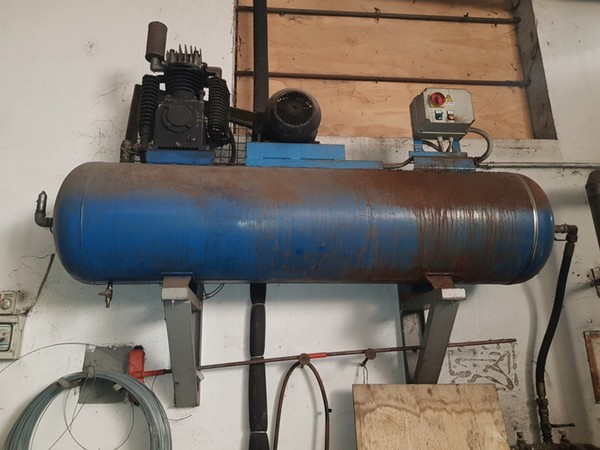 9#5098 Attrezzature officina in vendita - foto 4