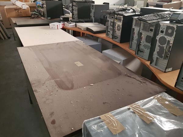 1#5100 Arredi e attrezzature da ufficio in vendita - foto 8