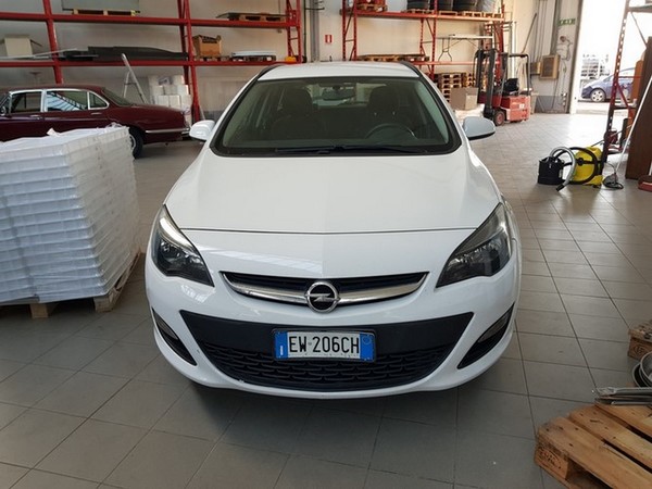 1#5101 Autocarro Opel Astra Sport Tourer in vendita - foto 2