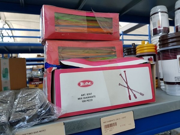 7#5101 Stock di attrezzature per catering e ristoranti in vendita - foto 62