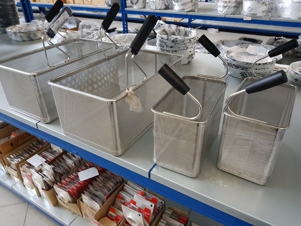 7#5101 Stock di attrezzature per catering e ristoranti in vendita - foto 154