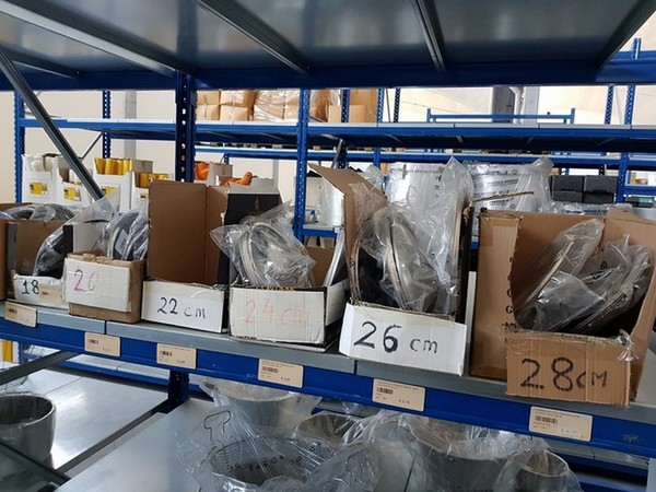 7#5101 Stock di attrezzature per catering e ristoranti in vendita - foto 165