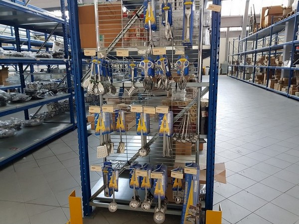 7#5101 Stock di attrezzature per catering e ristoranti in vendita - foto 176