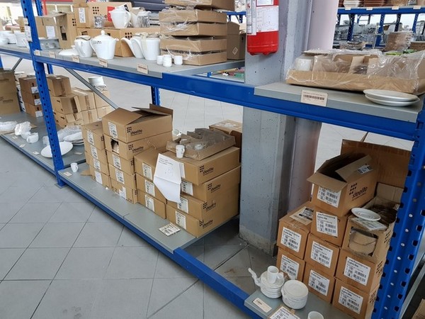 7#5101 Stock di attrezzature per catering e ristoranti in vendita - foto 245