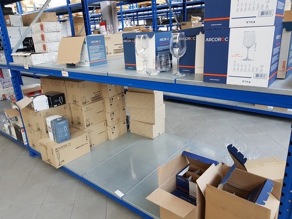 7#5101 Stock di attrezzature per catering e ristoranti in vendita - foto 271