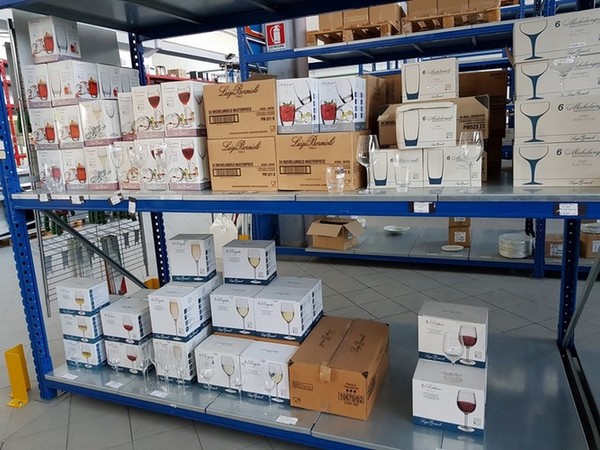 7#5101 Stock di attrezzature per catering e ristoranti in vendita - foto 284