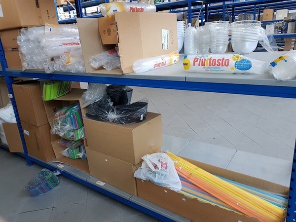 7#5101 Stock di attrezzature per catering e ristoranti in vendita - foto 302