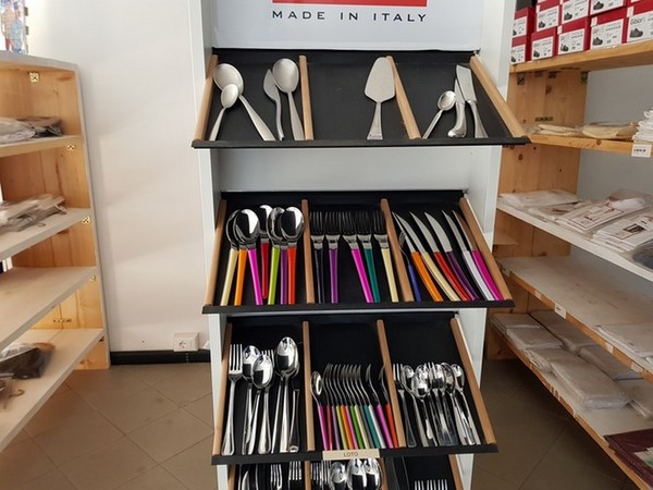 7#5101 Stock di attrezzature per catering e ristoranti in vendita - foto 411